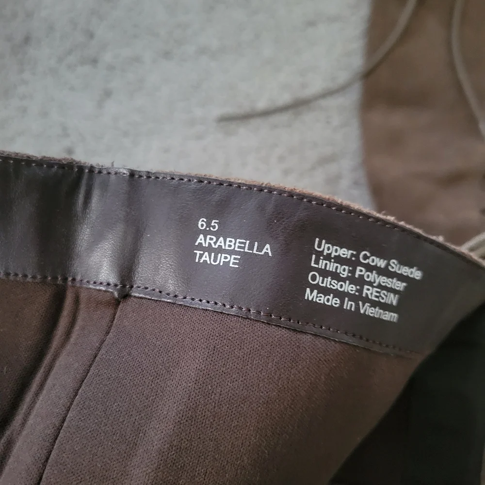 Women's Tan Suede Knee-High Boots - Picture 8 of 9